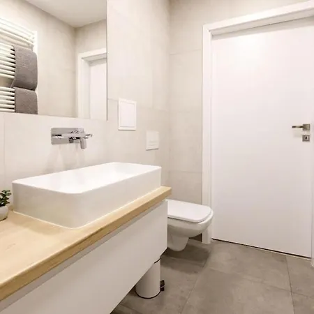 For 4 Near Market Square - Kuznicza 23 公寓