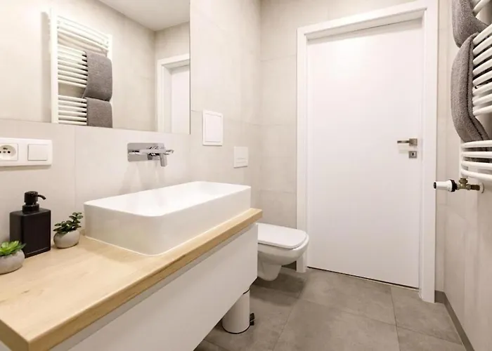 For 4 Near Market Square - Kuznicza 23 公寓